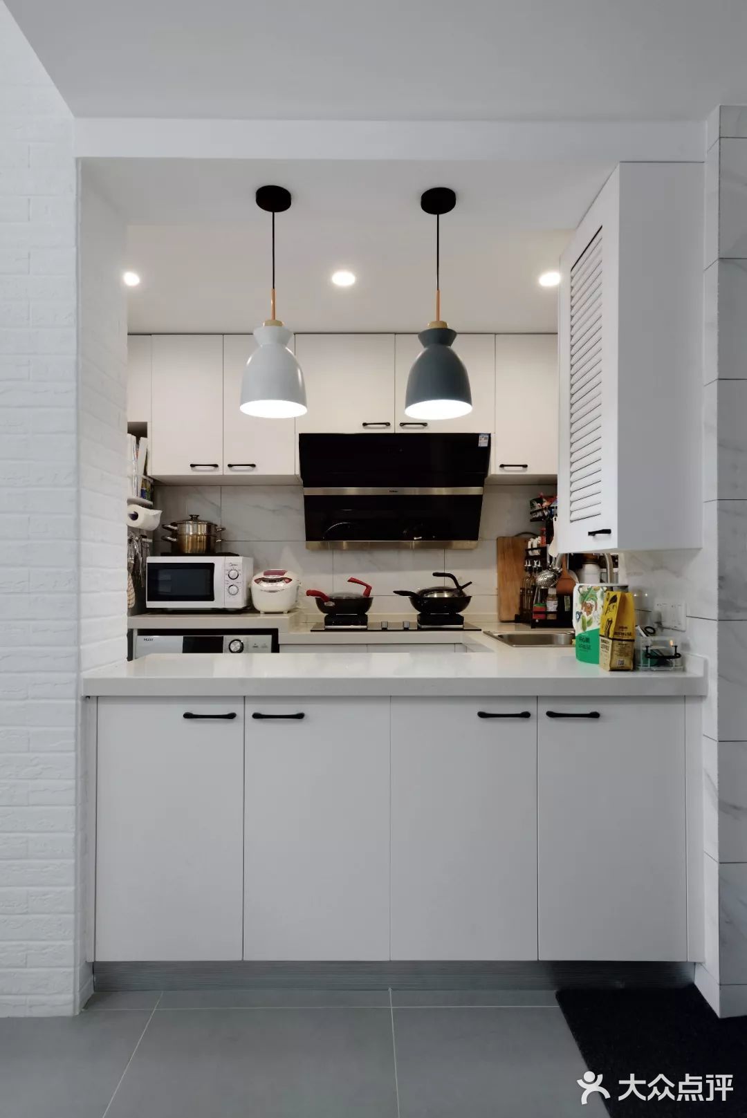 32㎡小户型，装修后面积多出一倍，清爽简约，谁住谁爱！