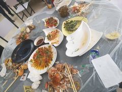 -覃记海鲜美食餐厅