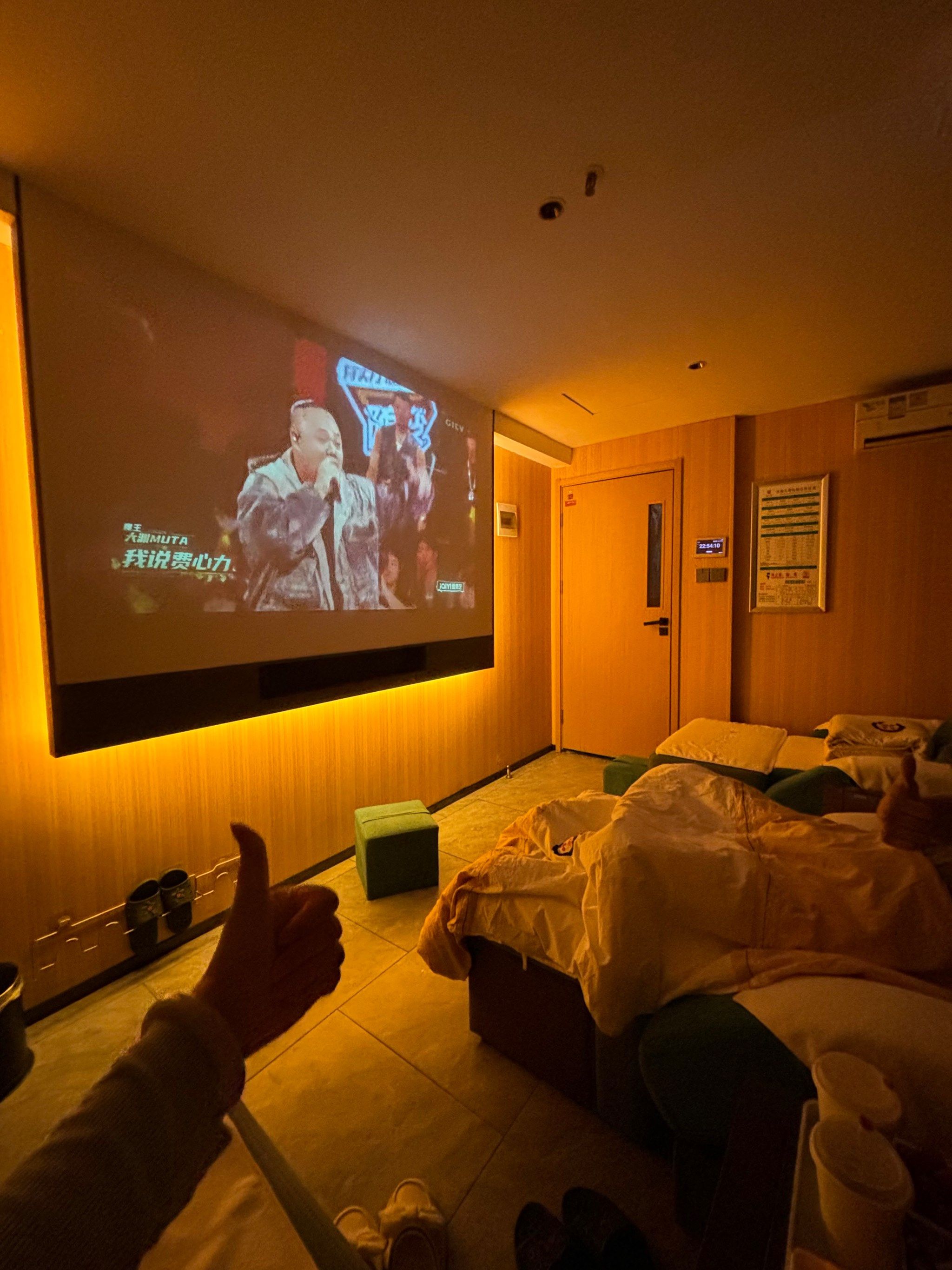 武汉…更适合年轻人的沐足店…!