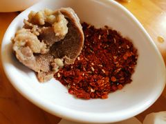 -大众跷脚牛肉馆·非遗传承单位(峨眉山店)