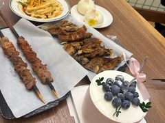 精品手抓羊肉肋条-贯贯吉·清真餐厅(浙江中路店)