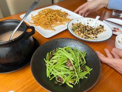 -莲餐厅·湖北菜·潜江小龙虾店(愚园路店)