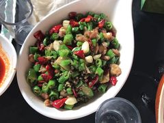 -二孃鸡爪爪(东风路总店)