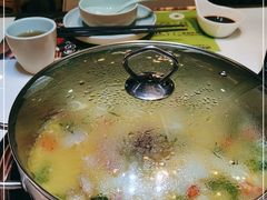 -洪氏嗨捞·猪肚鸡火锅(阳光天地店)