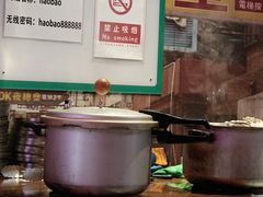 -蚝堡海鲜·威海菜·海肠捞饭·烧烤·亚洲吃蚝公司(幸福门店)