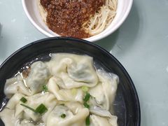 -食惠里小笼包面馆(越秀店)