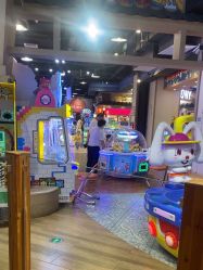 -卡通尼乐园(新达汇三林店)