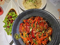 -肥肥虾庄·金牌油焖大虾(沙湖店)