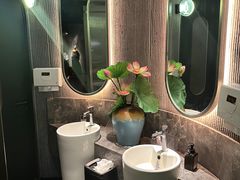 -湊湊火锅·茶憩(杭州湖滨银泰in77店)