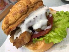 豬扒菠蘿油-华嫂冰室(尖沙咀店)