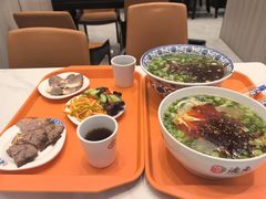 -德元兰州纯汤牛肉面(龙阳路店)