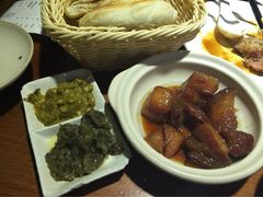 黑鸡小馆(远大路店)-黑鸡小馆(金源店)