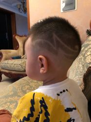 -马克叔叔儿童理发形象设计