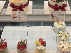 -花花卷卷·鲜食蛋糕(静安久光百货店)