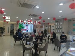 点击看大图 -新生植发·植养护一体
