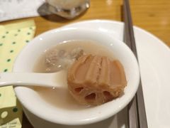-莲餐厅·湖北菜·潜江小龙虾店(愚园路店)