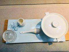 -燕庭·纯燕窝·甜品下午茶(南京西路店)