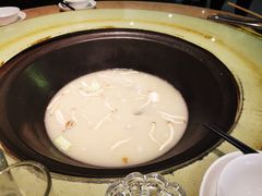 -陈大锅·岳阳鱼馆·地道岳阳菜(美食街店)