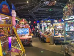 -玩具反斗城(骏壹万邦店)