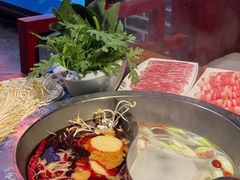 -辣莊重庆老火锅(威海高铁站韩乐坊店)
