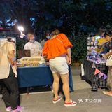 大悦城夜市