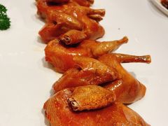 大厨玻璃脆皮妙龄乳鸽-天然台1908(中建广场店)