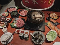 -山之屋炭火烧肉·生啤畅饮(大朗万科中央公园店)