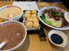 -蓉李记成都名小吃(武汉菱角湖万达店)