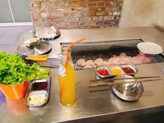 -马路牙子烧烤音乐酒馆(望京店)