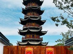 -龙华寺