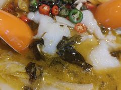 青花椒酸菜鱼-小六鱼你.下饭酸菜鱼(益田假日广场店)