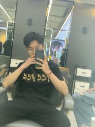 -藤野造型烫发染发