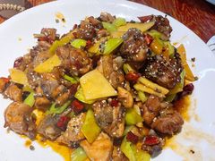 特色干炒鸡-满堂春特色餐馆