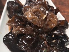 -超越炭火牛蛙火锅鸡(河东店)