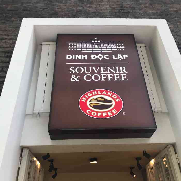 highlands coffee-"在越南很喜欢的一家咖啡店 可能喝了好几次.