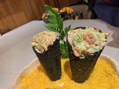 三文鱼牛油果手卷-荟廷·晶萃(陆家嘴尚悦湾店)