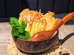 -饱嗝·小炒云南菜·见手青乌鸡汤锅(来凤街国创园店)