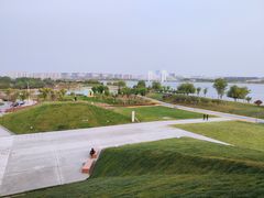 -郑东新区龙湖公共艺术中心