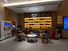 -上海浦东中心万枫酒店