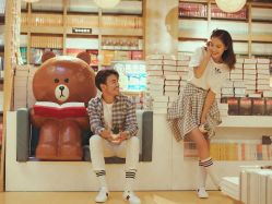 -王子宫殿婚纱摄影(环山路总店)