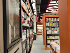 -SISYPHE BOOKS西西弗书店(龙湖滨江天街店)