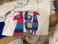 -优衣库(重庆万象城店)