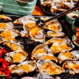 吃自助令人快乐的事 当然还有吃不尽的甜点、饮品