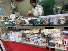 -上海虹口糕团(福州路店)