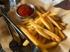 -J Create城市露营咖啡·简餐·宠物(上海动物园店)