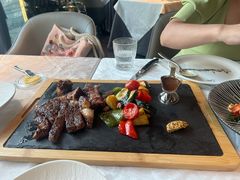 -Da Ivo哒伊沃意大利魔镜餐厅(外滩店)