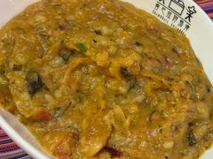 -香巴拉云南餐厅(华莱坞店)