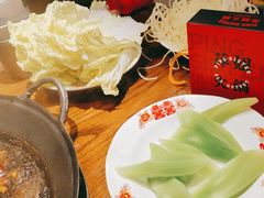 -萍姐火锅·公路夜市(武汉首店)