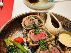 -普朗姆生蚝牛排馆 The Plump Oyster(成都摩方购物中心店)