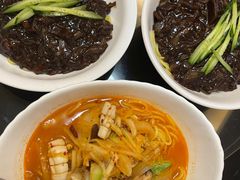 炸酱面-桃园中华料理炸酱面(燕儿岛路店)